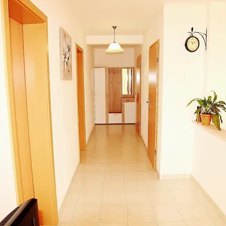 Apartment Stefanija 187 *